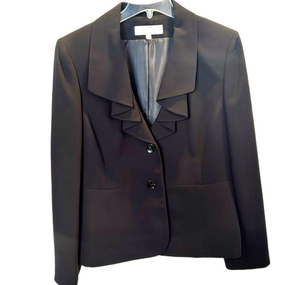 Jones studio, black ruffled collar blazer, suit, jacket, size 12 - Picture 1 of 7